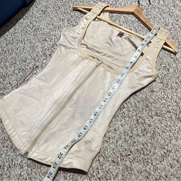 Nubia Shapewear  Zippered Tank Top Womens Size Small - Picture 8 of 9